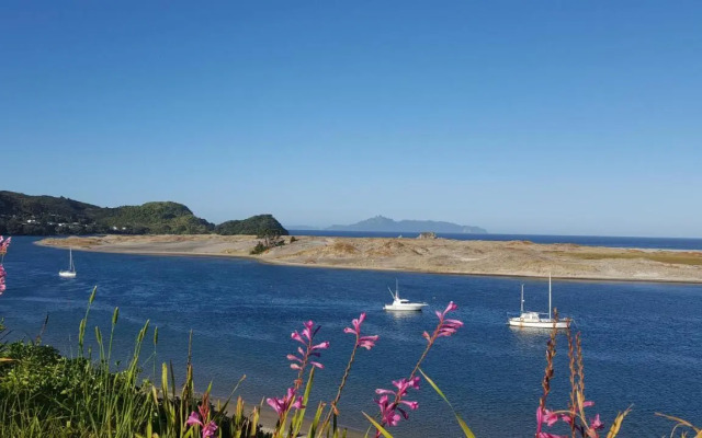 Cosy Mangawhai House