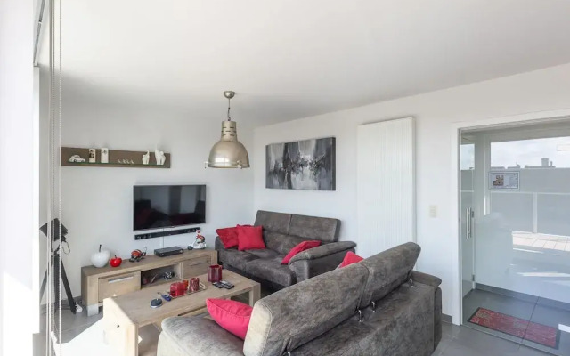 Sunny Apartment With Open Terrace