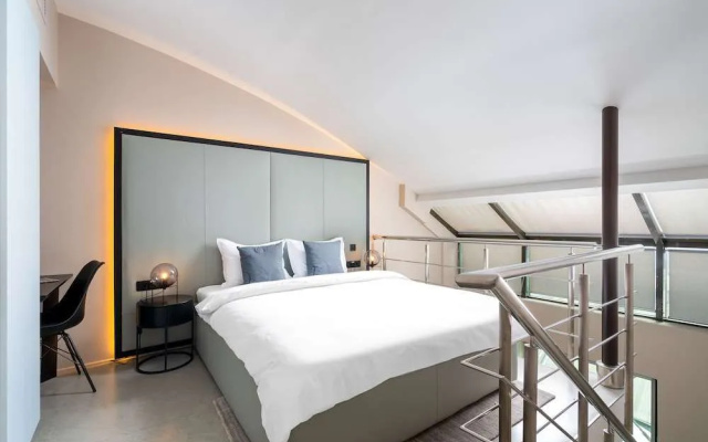 Ramada Majestic