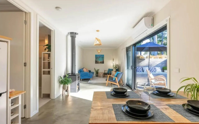 Pine Beach Guest House in the Heart of Balnarring