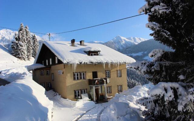 hepi Lodge