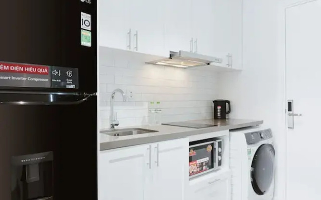 Lexington Apartments - Westlake