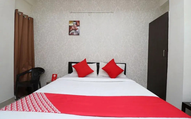 Oyo 6448 Hotel Smriti Grand