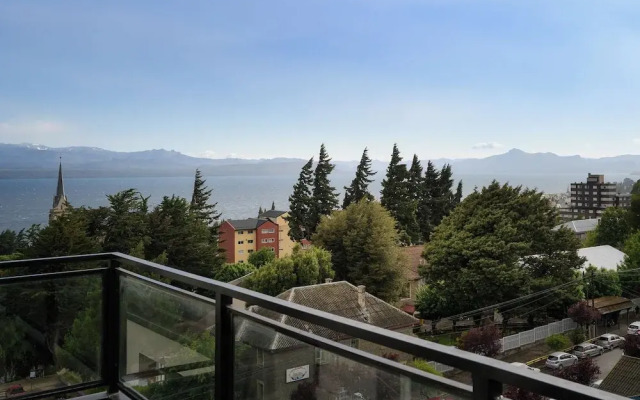 Downtown Apartment, Stunning Views, Terrace PL1 by Apartments Bariloche