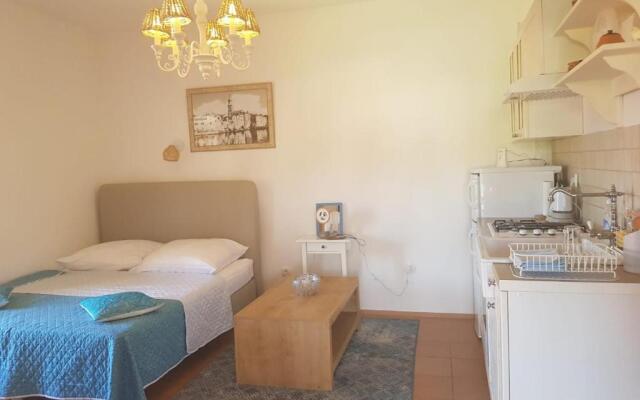 Ivo Veja Studios by ivo-vejacom