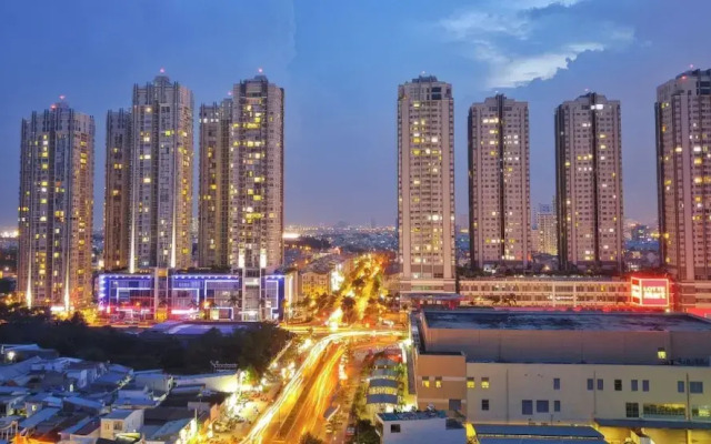 Genius SaiGon - Sunrise City View D7