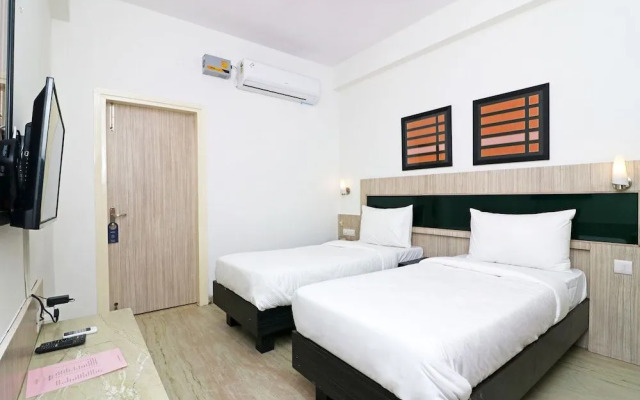 OYO 18572 SilverKey Sohna Road