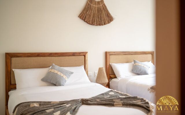 NHOA 208A Lux 2BR Condo Jungle View in Aldea Zama