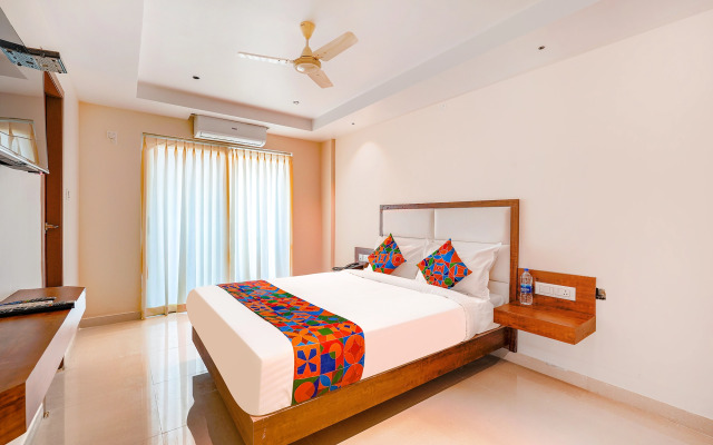 Fabhotel Phoenix Brookfield