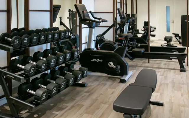 Mercure Larnaca Beach Resort