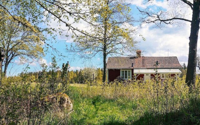 10 Person Holiday Home in Mariestad
