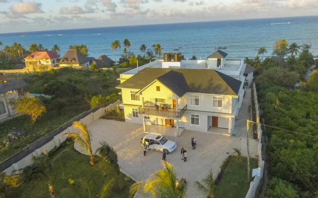 Sea Crest Hotel