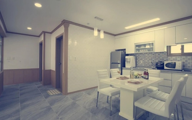 Pohang Cassis Pool Villa