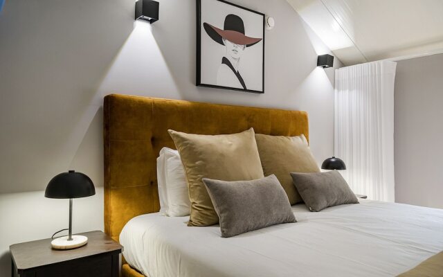 Comendador 1895 Apartments