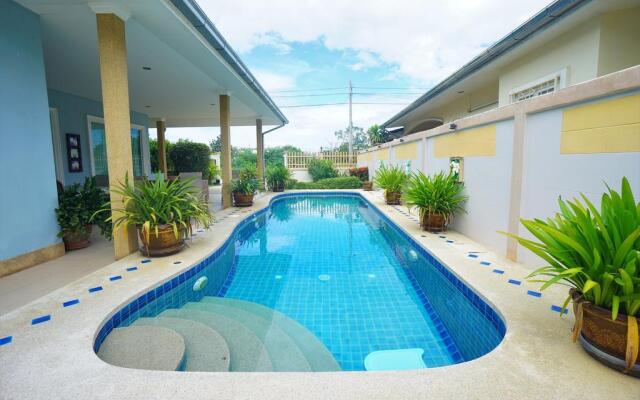 Blue Sky Pool Villa