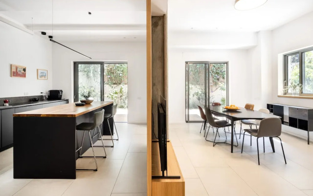 Tel Aviv Garden Oasis by Sea N' Rent