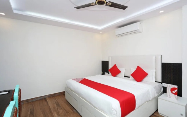 South Galaxy By OYO Rooms
