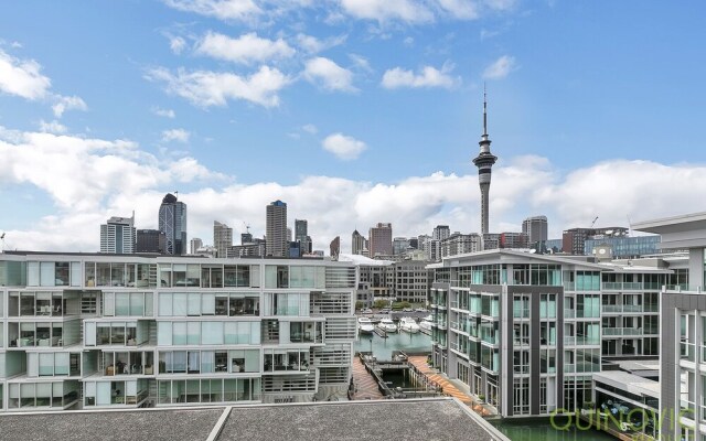 QV Stylish Viaduct with Carpark (886)
