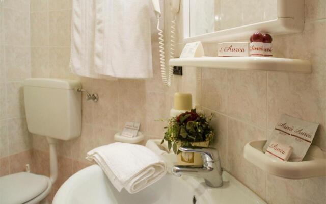Hotel Tritone