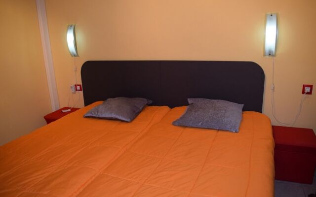 214-casa con Acceso Directo a su Amarre