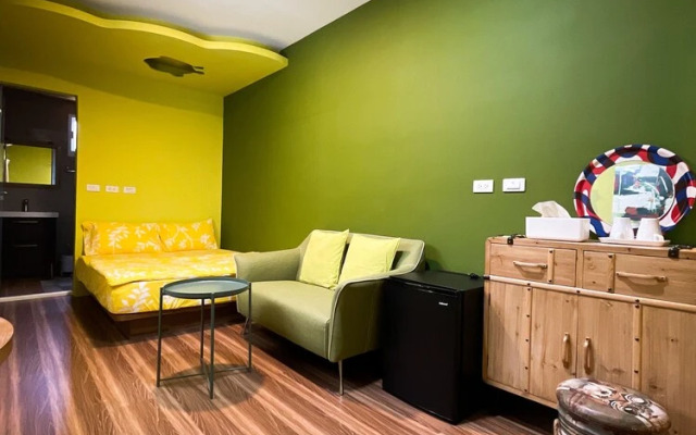 Little Ryukyu Hermit Crab Homestay