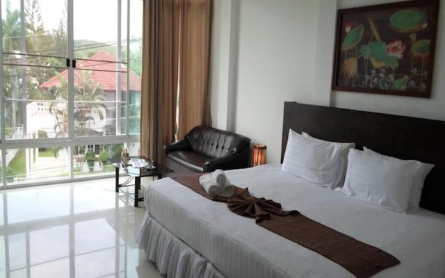 Baan Oui Phuket Guest House