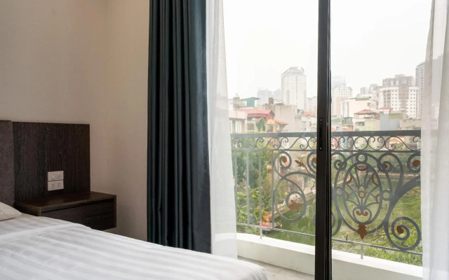 Granda Lake View Hotel & Apartment