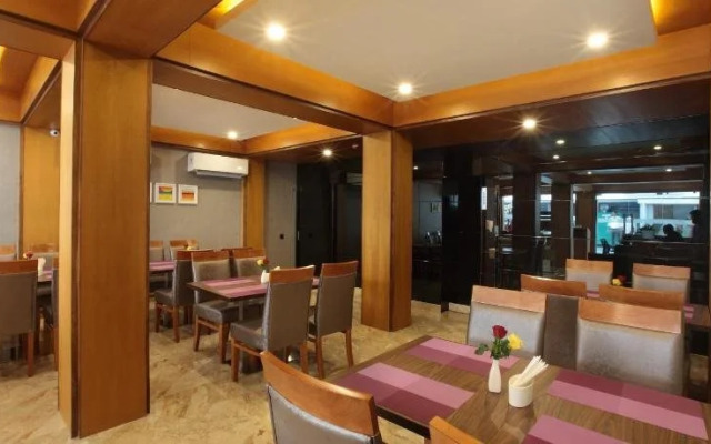 Hotel Park Residency