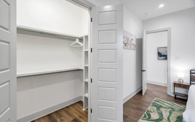 Maison Bleue Luxe Nola Living