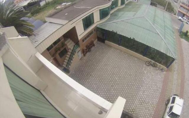 Hotel Sierra Nort