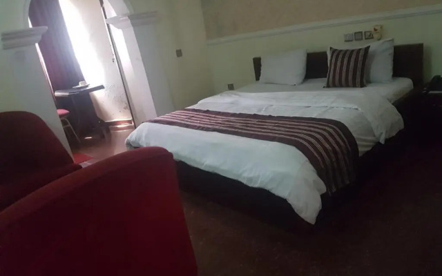 Royalton Palace Hotel