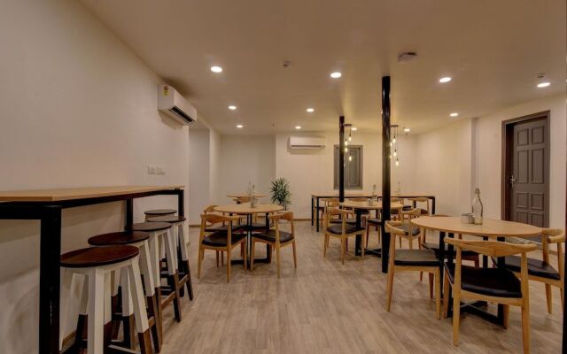 OYO Townhouse 117 Punjabi Bagh