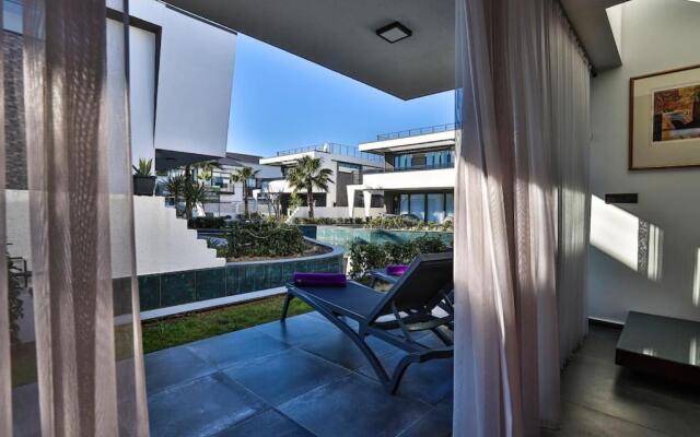 Villa Ayuda Luxury 3 Bed Spa Retreat
