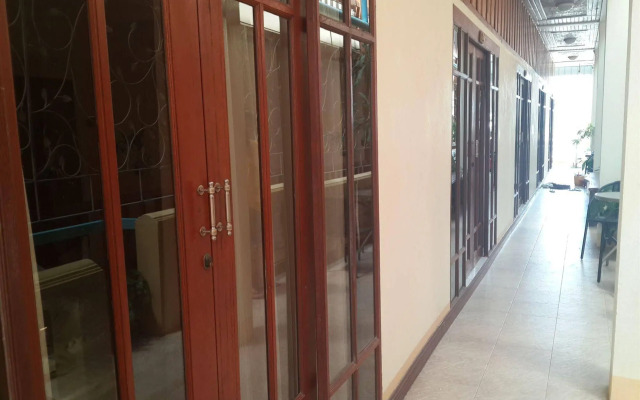 Khun Ying House