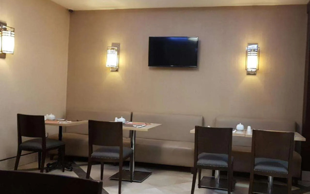 Hotel Tadj El Mouada