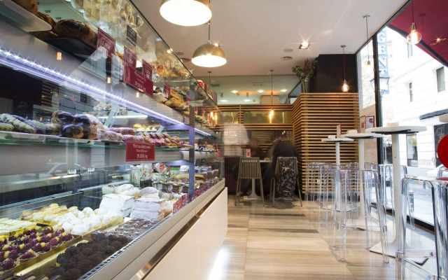 Hotel Avenida Gran Via