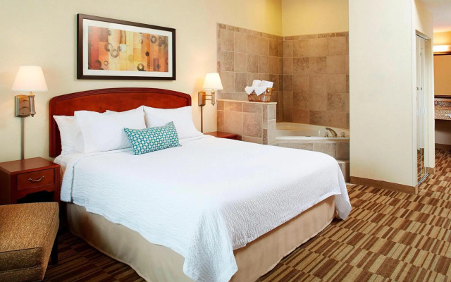 Courtyard by Marriott Woburn/Boston North
