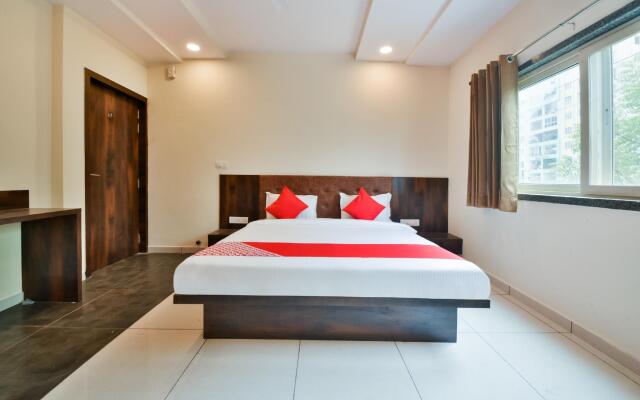 Collection O 39615 Hotel Naman
