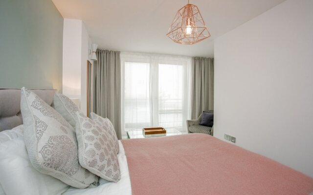 Modern 2 Bedroom Flat In Greenwich