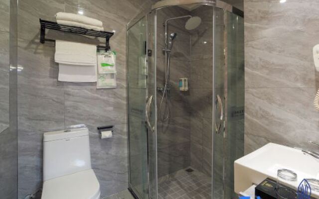 Xidiya Business Hotel (Yichun Drum Tower Pedestrian Street Runda International)