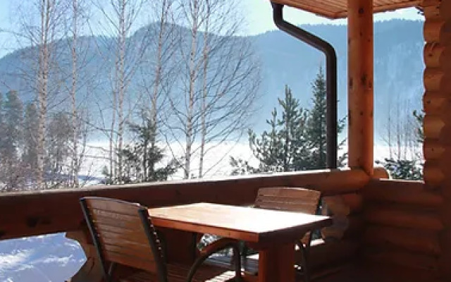 Золотая Бухта