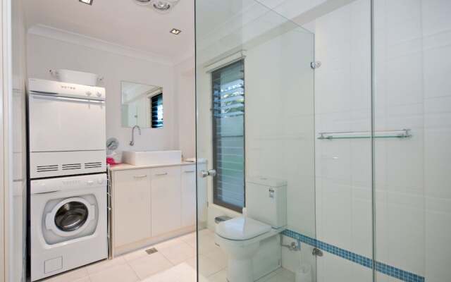 Sea Pearl, 10 Corlette Point Road