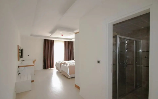 Green Garden House Hotel