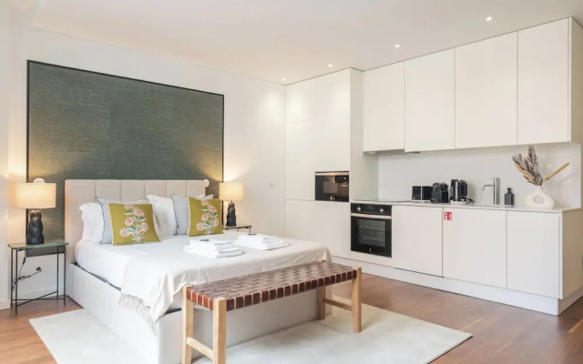 The Prestige Apartment 1F