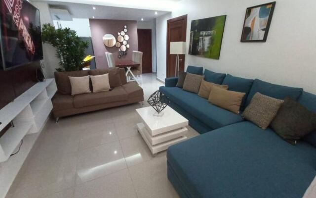 Lia Amanda Edificio 5