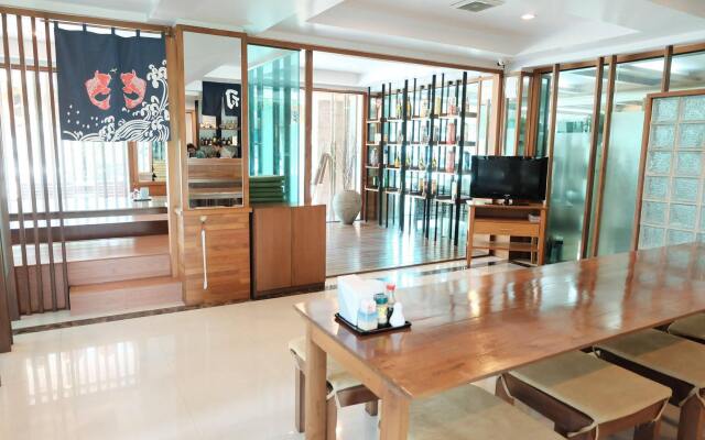 Green Mansion Serviced Apartment