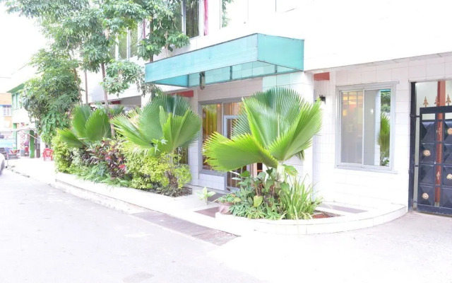 Royal City Hotel