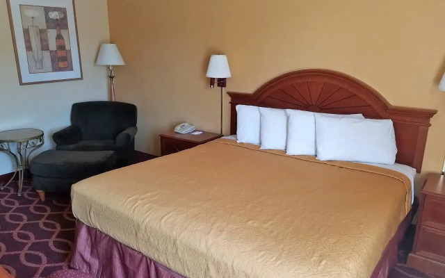 American Inn Evansville