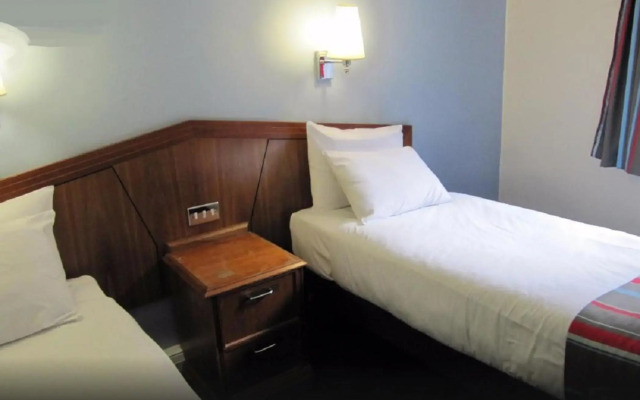 Travelodge London Kings Cross Royal Scot Hotel