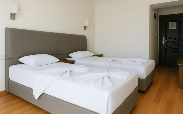 Cihan Turk Hotel
